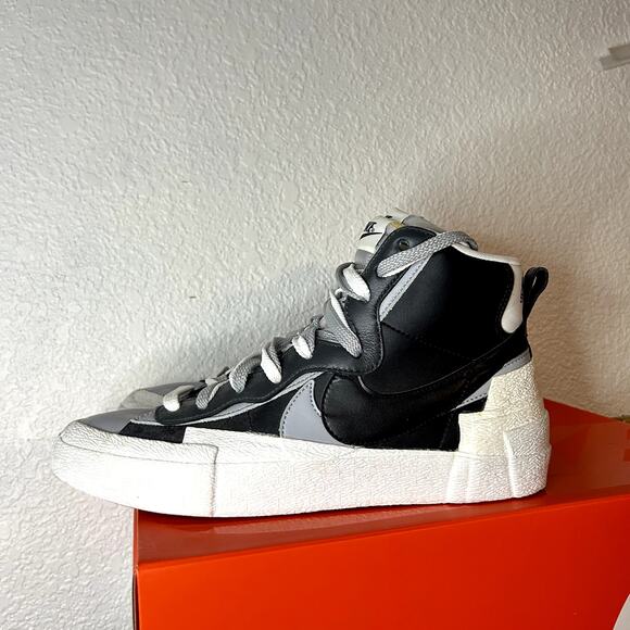 Nike Blazer Mid sacai Black Wolf Grey Mens Size 10 Womens Size 11.5 BV0072 002 - Picture 3 of 16